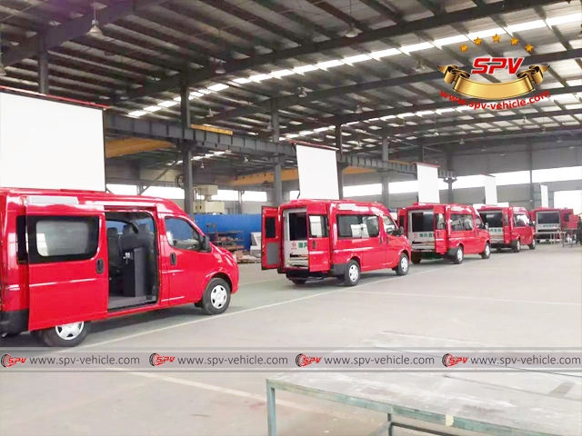 Dongfeng Mini Bus Agriculture LED Show Truck-1